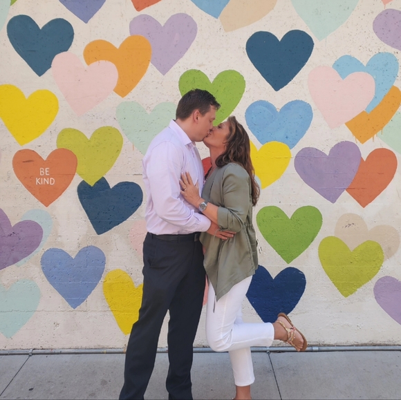 Meet your Posher, Stacy - Picture 2 of 2